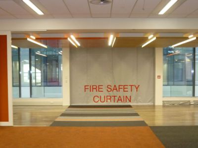 Colt Feuerschutzvorhang (FireCurtain FM 1) zur Eingrenzung von Brandabschnitten